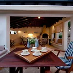 House Mrcela 200m From Дом отдыха