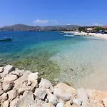 House Mrcela 200m From