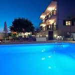 House Mrcela 200m From Дом отдыха