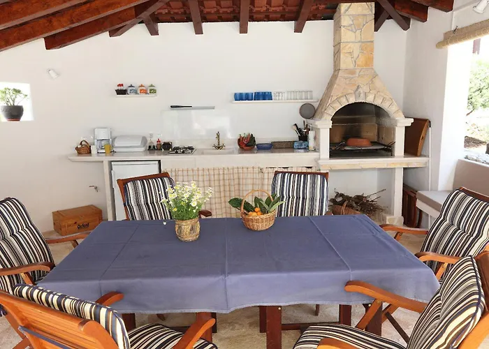 Prázdninový dům House Mrcela 200m From Trogir