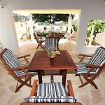 別荘 House Mrcela 200m From *