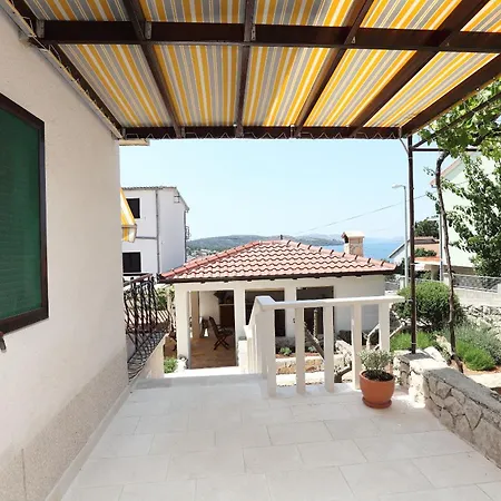 Ferienhaus House Mrcela 200m From