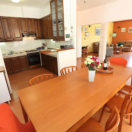 Holiday home House Mrcela