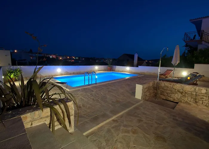 Hébergement de vacances House Mrcela 200m From Trogir