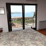 House Mrcela 200m From Сasa de vacaciones